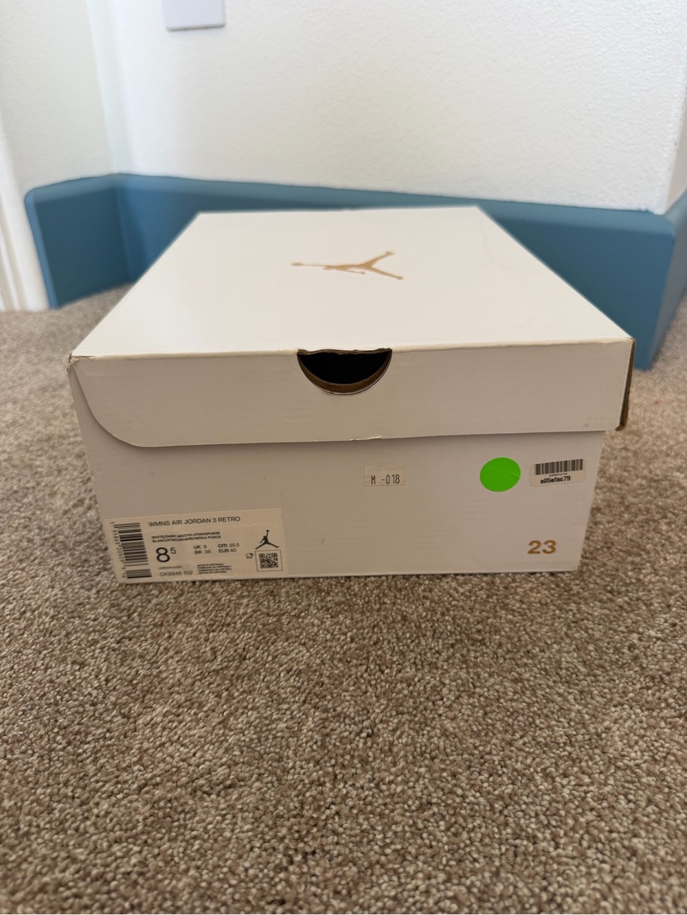 Air Jordan 3 Neapolitan, With shoe box, Size 8.5